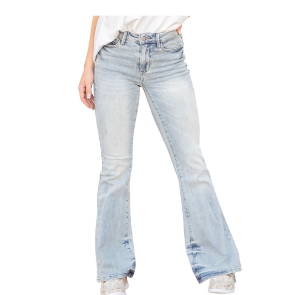 Judy Blue Flare Jeans Size 18W Medium Blue NWT Mid Rise Stretch JB88655